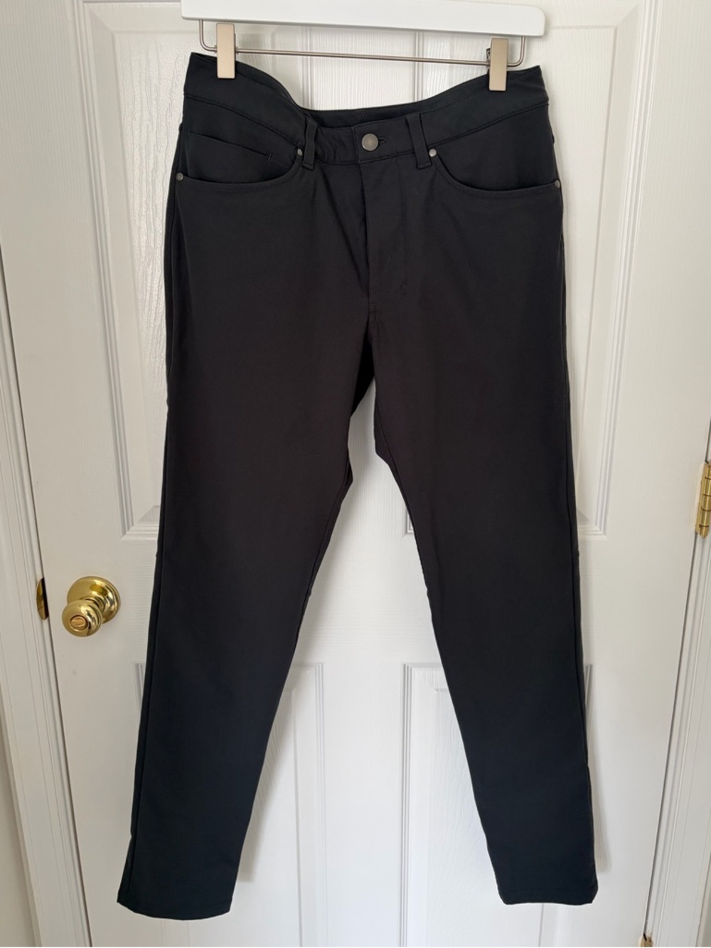 Lululemon Men’s Charcoal Straight-Leg Pants (30)